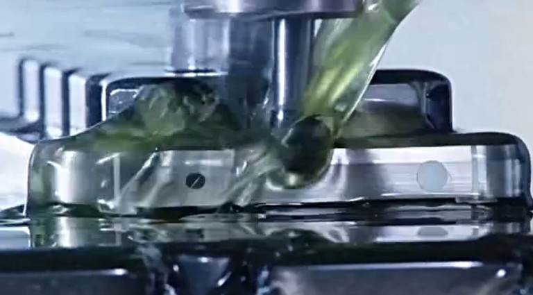 小米4、魅族MX4手機(jī)外殼加工用的是什么切削液？